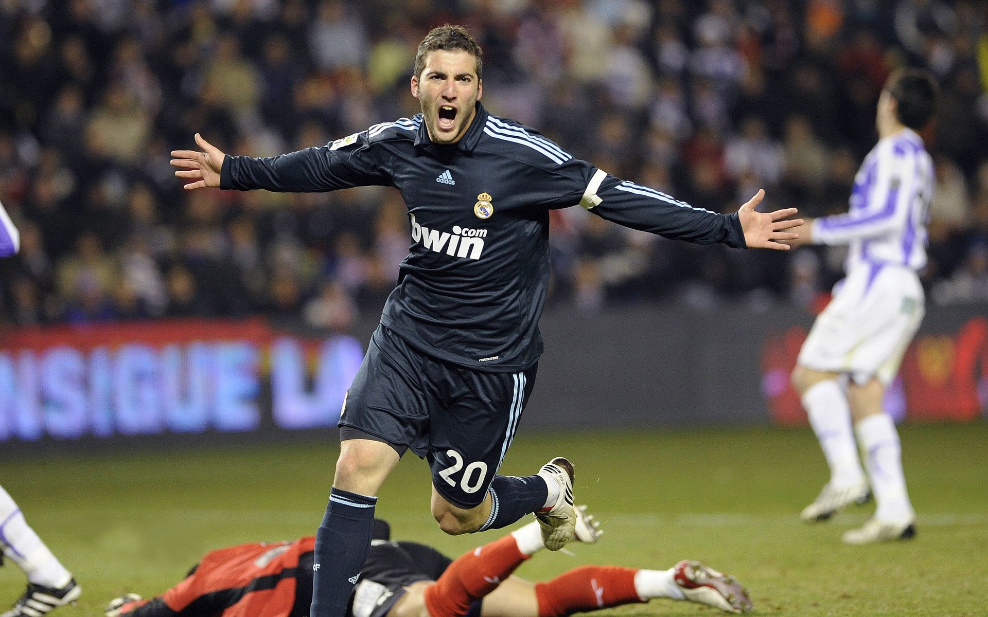 德甲速成新星引欧洲关注,德甲新人